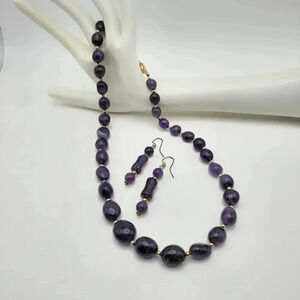 AMETHYST 18 Inch Necklace and Drop Earrings